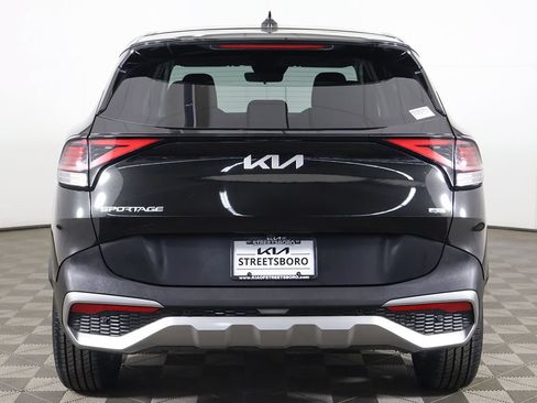 Used 2023 Kia Sportage LX AWD/4WD image 10