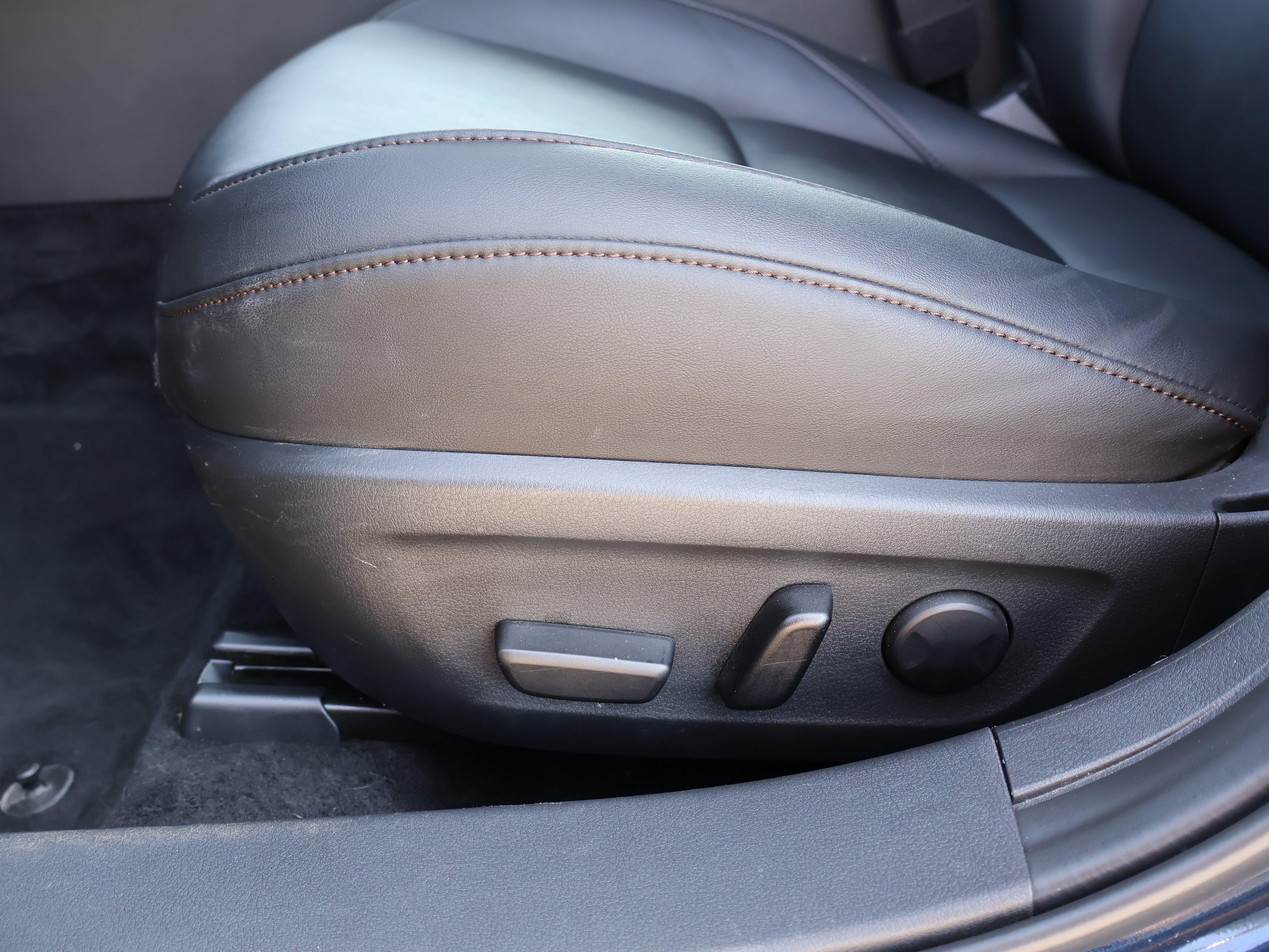 Used 2024 MAZDA MAZDA3 s FWD image 20