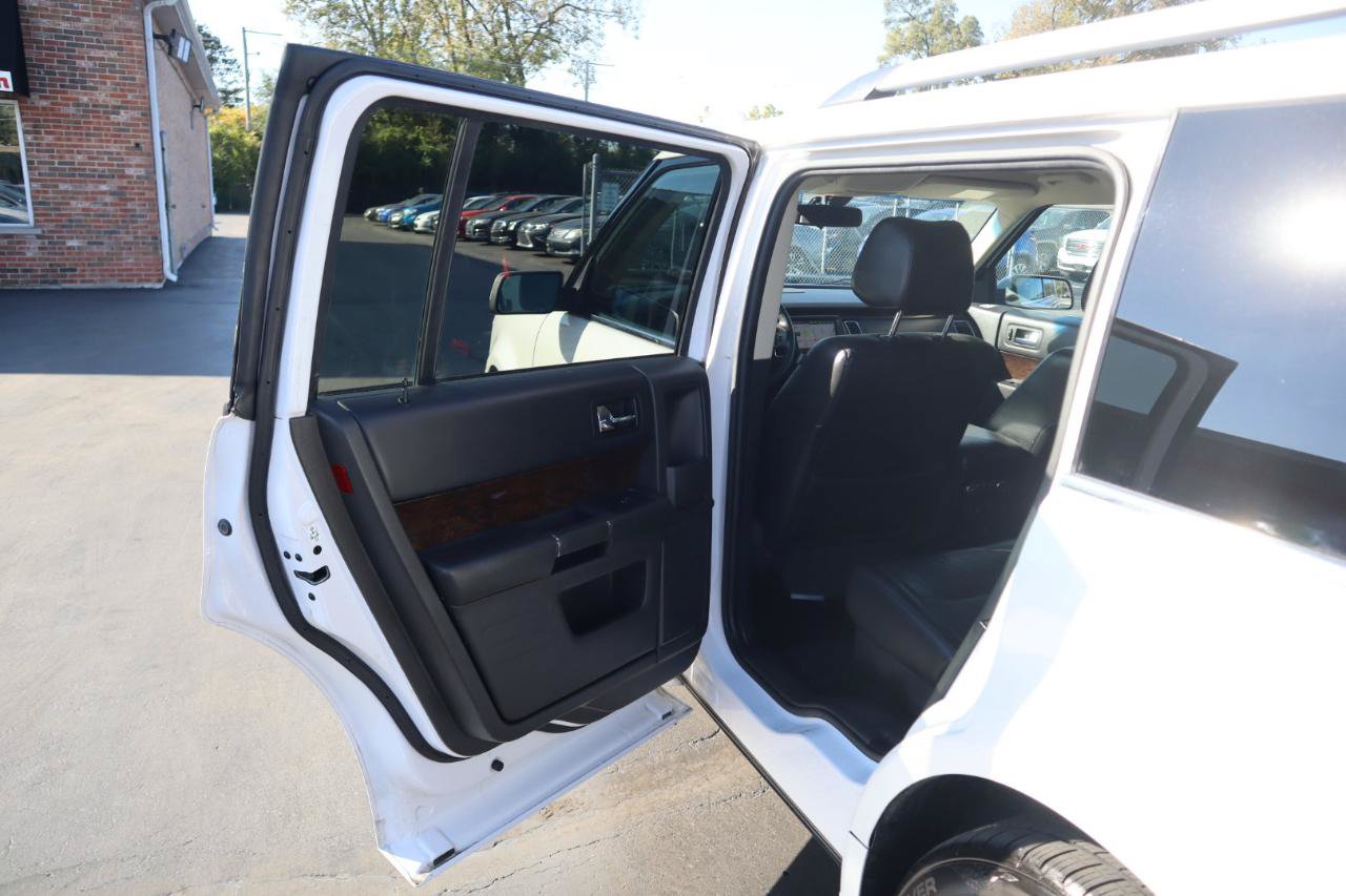 Used 2014 Ford Flex Limited FWD image 20