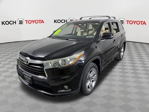 Used 2016 Toyota Highlander Limited image 3