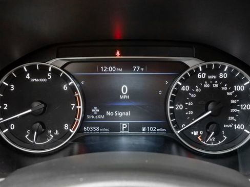 Used 2024 Nissan Altima 2.5 SV image 13