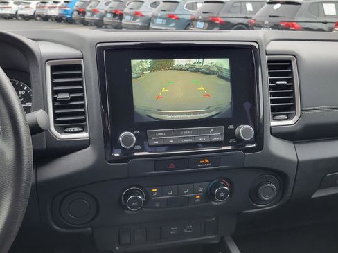 Used 2022 Nissan Frontier SV image 26