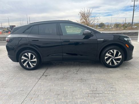 Certified 2023 Volkswagen ID.4 Pro image 8