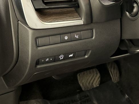 Used 2024 Nissan Rogue Platinum w/ Platinum Premium Package image 13