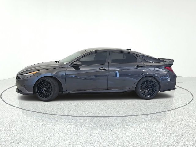 Used 2021 Hyundai Elantra SEL w/ Convenience Package FWD image 2