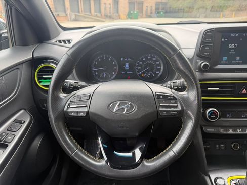 Used 2018 Hyundai Kona Limited image 14