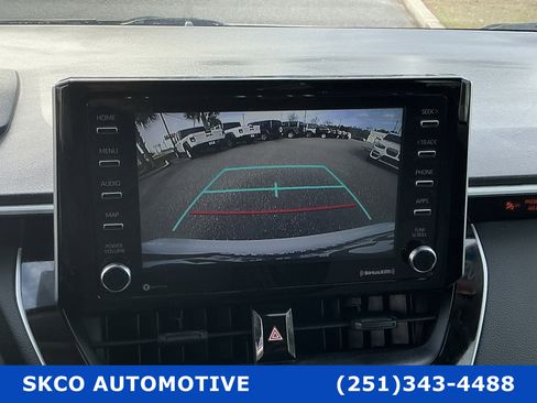 Used 2021 Toyota Corolla LE image 27