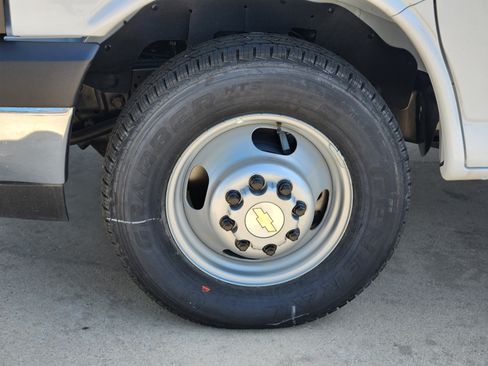 New 2025 Chevrolet Express 3500 w/ Power Convenience Package image 16