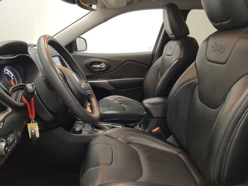 Used 2022 Jeep Cherokee Latitude Lux image 17