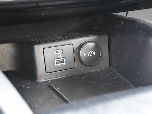 Used 2022 Ford Escape SE w/ Cold Weather Package image 28