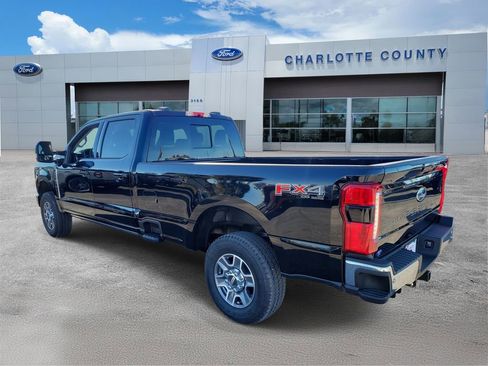 New 2026 Ford F250 Lariat w/ FX4 Off-Road Package AWD/4WD image 3