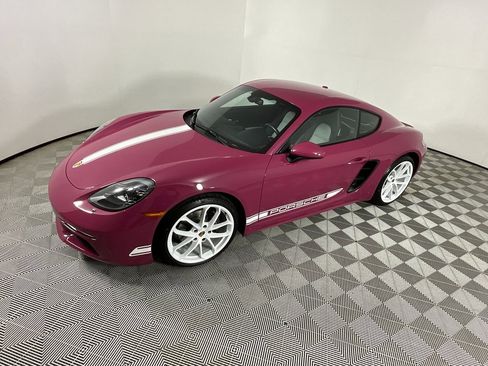 Used 2024 Porsche 718 Cayman image 9