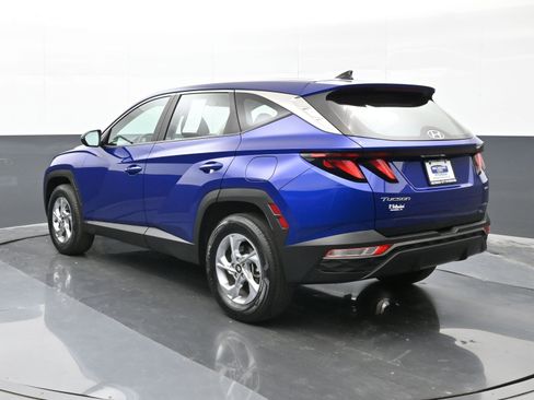 Used 2022 Hyundai Tucson SE image 6