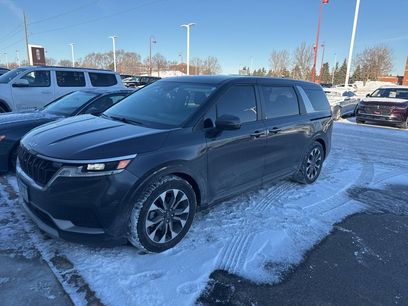 Used 2024 Kia Carnival EX