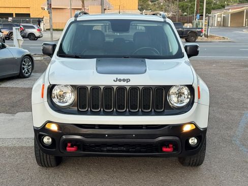 Used 2017 Jeep Renegade Trailhawk w/ Premium Trailhawk Package AWD/4WD image 3