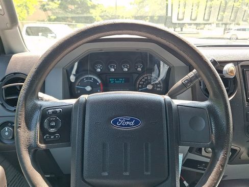 Used 2015 Ford F350 XL w/ Power Equipment Group AWD/4WD image 18