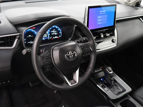 Used 2026 Toyota Corolla Cross XLE w/ Convenience Package AWD/4WD image 21