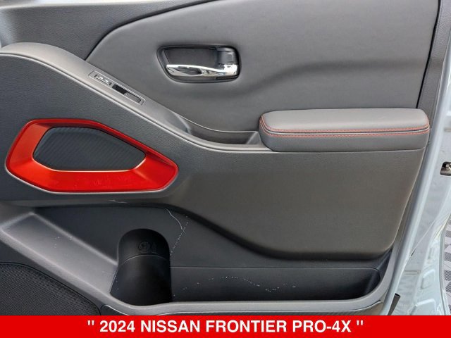 Certified 2024 Nissan Frontier PRO-4X w/ Off-Road Protection Package AWD/4WD image 38