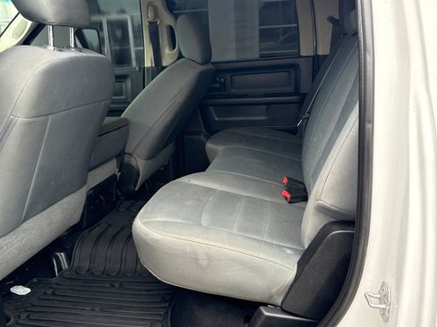 Used 2018 RAM 3500 Tradesman w/ Chrome Appearance Group AWD/4WD image 5