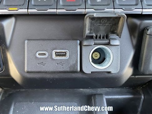 Used 2023 GMC Sierra 2500 Denali w/ Denali Ultimate Package image 43