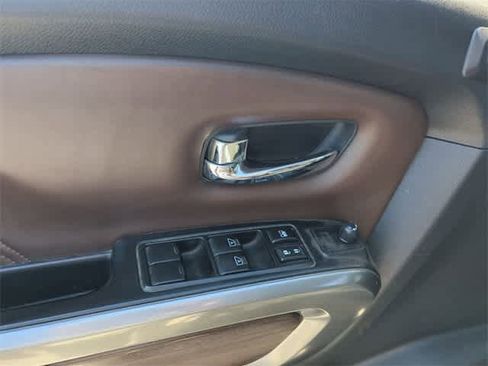 Used 2018 Nissan Titan Platinum Reserve w/ Platinum Utility Package image 22