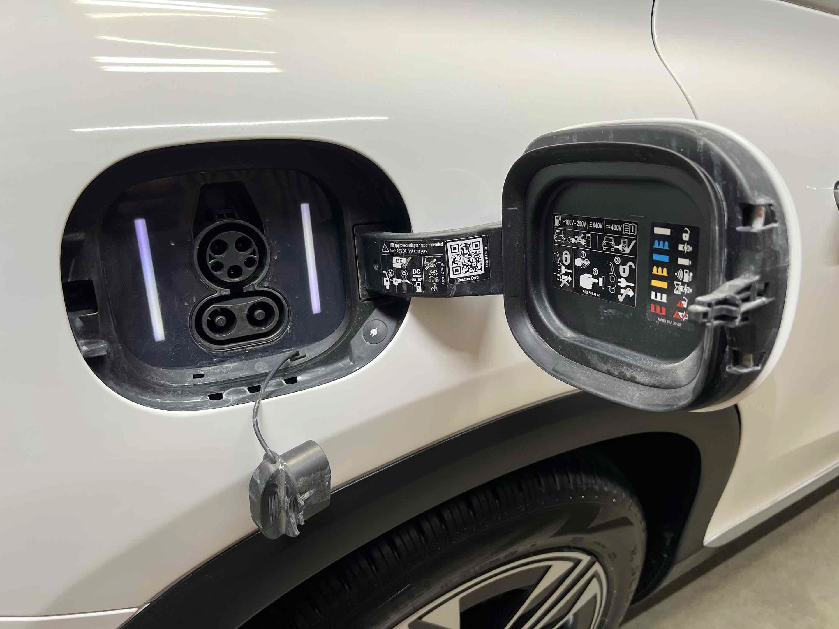 Used 2023 Mercedes-Benz EQS 450+ SUV image 10