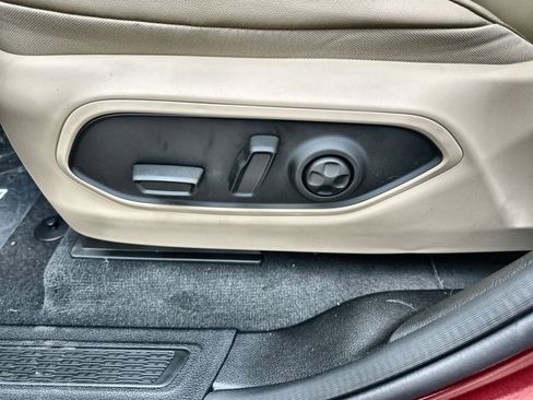 New 2025 Jeep Grand Cherokee Limited w/ Luxury Tech Group II image 14