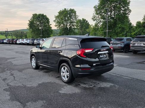 Used 2024 GMC Terrain SLE AWD/4WD image 6