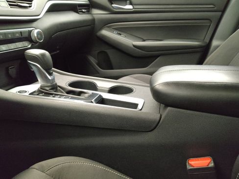 Used 2019 Nissan Altima 2.5 S image 26