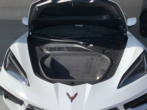 Used 2023 Chevrolet Corvette Stingray Premium Conv w/ Z51 Performance Package image 8