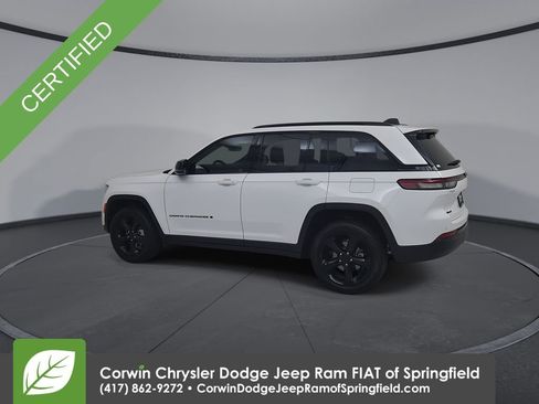 Used 2024 Jeep Grand Cherokee Limited w/ Luxury Tech Group II AWD/4WD image 9
