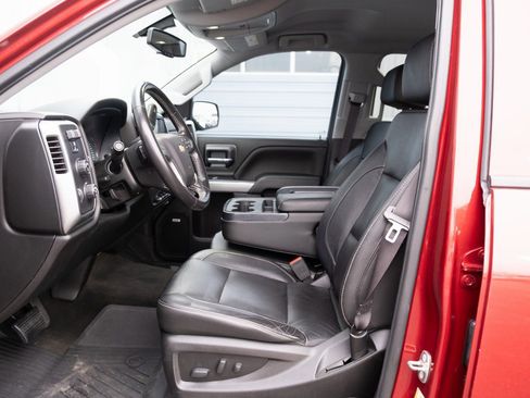 Used 2018 Chevrolet Silverado 1500 LT w/ All Star Edition image 12