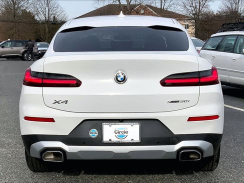 Used 2023 BMW X4 xDrive30i w/ Premium Package image 4