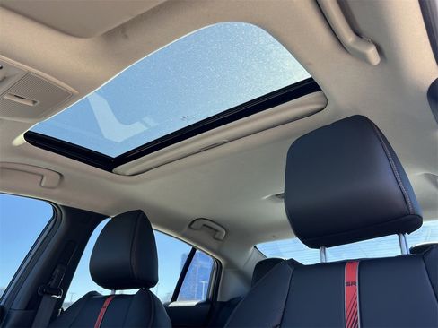 New 2026 Nissan Sentra SR image 15