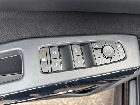 New 2025 Nissan Pathfinder SV w/ Cargo Package image 34