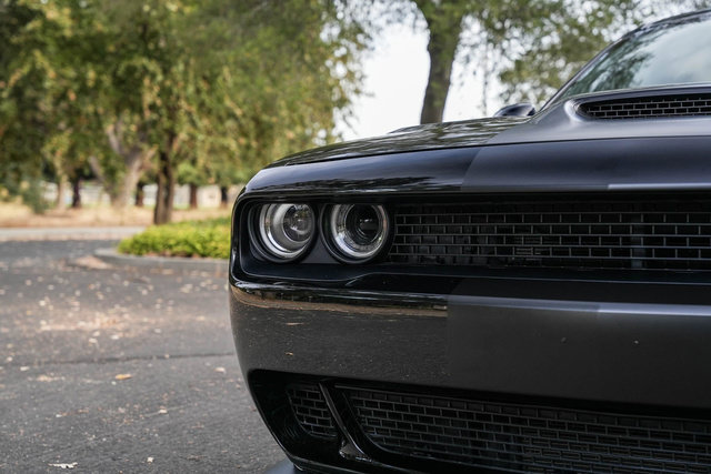 Used 2016 Dodge Challenger SRT Hellcat RWD image 72