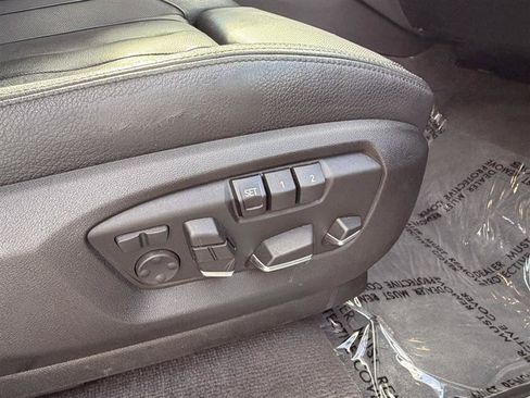 Used 2015 BMW X5 xDrive50i w/ Executive Package AWD/4WD image 16