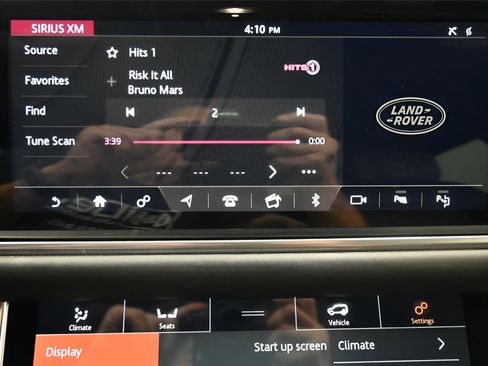 Used 2021 Land Rover Range Rover Sport HST AWD/4WD image 29