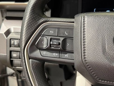 Certified 2025 Toyota 4Runner SR5 AWD/4WD image 24