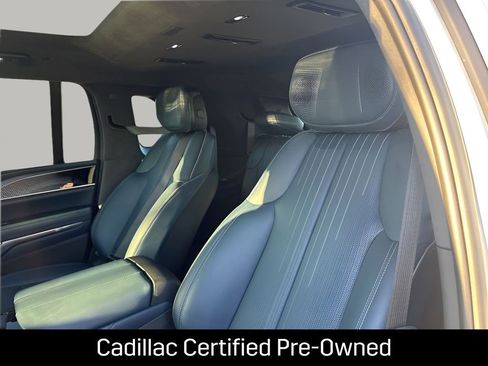 Certified 2025 Cadillac Escalade IQ Luxury 2 AWD/4WD image 16