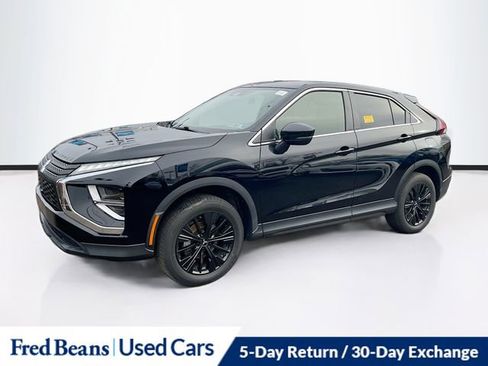 Used 2022 Mitsubishi Eclipse Cross LE image 3