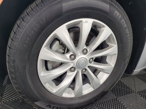 Used 2017 Chrysler Pacifica Touring-L FWD image 31