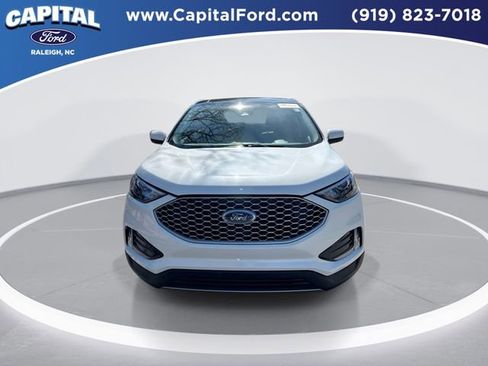 Certified 2023 Ford Edge SEL w/ Convenience Package image 3