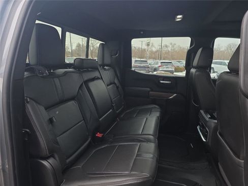 Used 2020 Chevrolet Silverado 1500 High Country w/ Technology Package AWD/4WD image 29