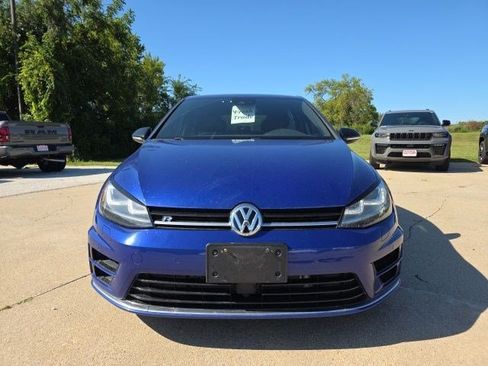 Used 2016 Volkswagen Golf 4-Door AWD/4WD image 2