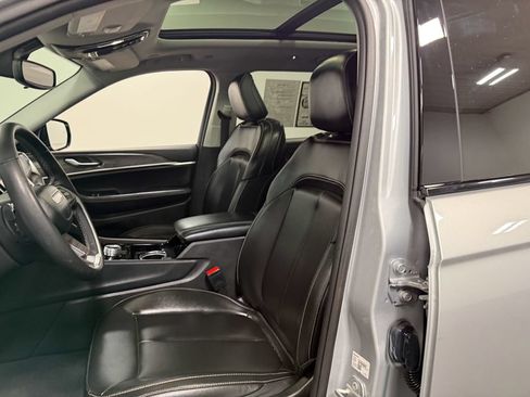 Used 2023 Jeep Grand Cherokee L Limited AWD/4WD image 59