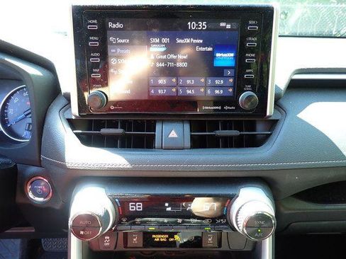 Certified 2019 Toyota RAV4 XLE w/ Convenience Package AWD/4WD image 14