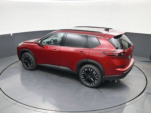 Used 2026 Nissan Rogue Dark Armor FWD image 31