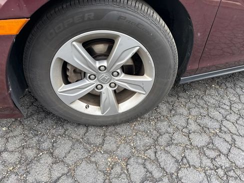 Used 2020 Honda Odyssey EX-L image 2