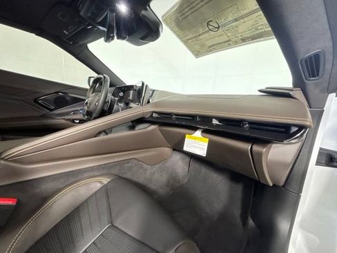 Used 2024 Chevrolet Corvette Stingray Premium Cpe w/ Z51 Performance Package RWD image 25